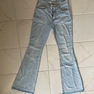 VINTAGE HIGH RISE FLARE WRANGLERS LIGHT WASH